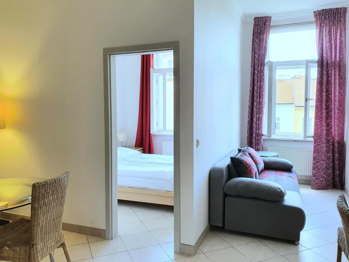 Apartment Прага Екстериор снимка
