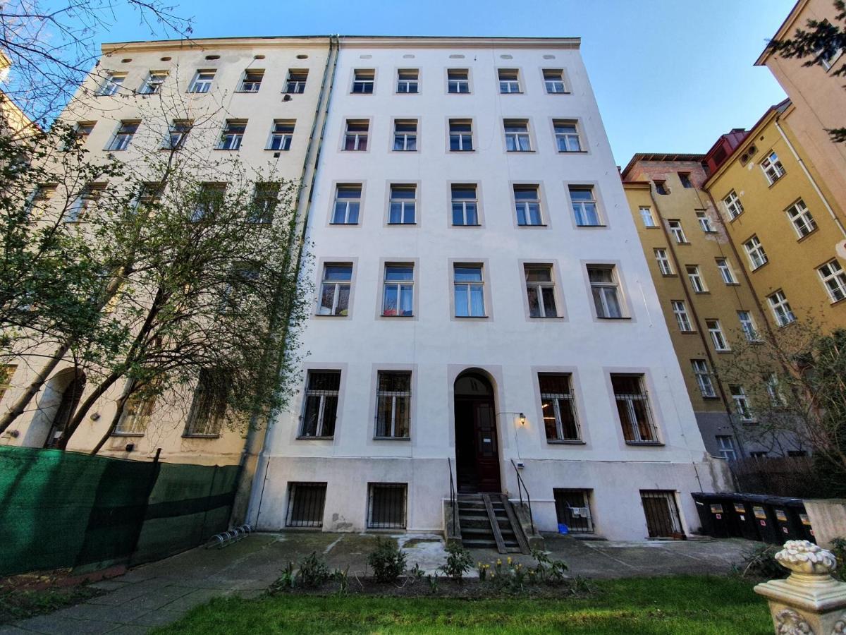 Apartment Прага Екстериор снимка