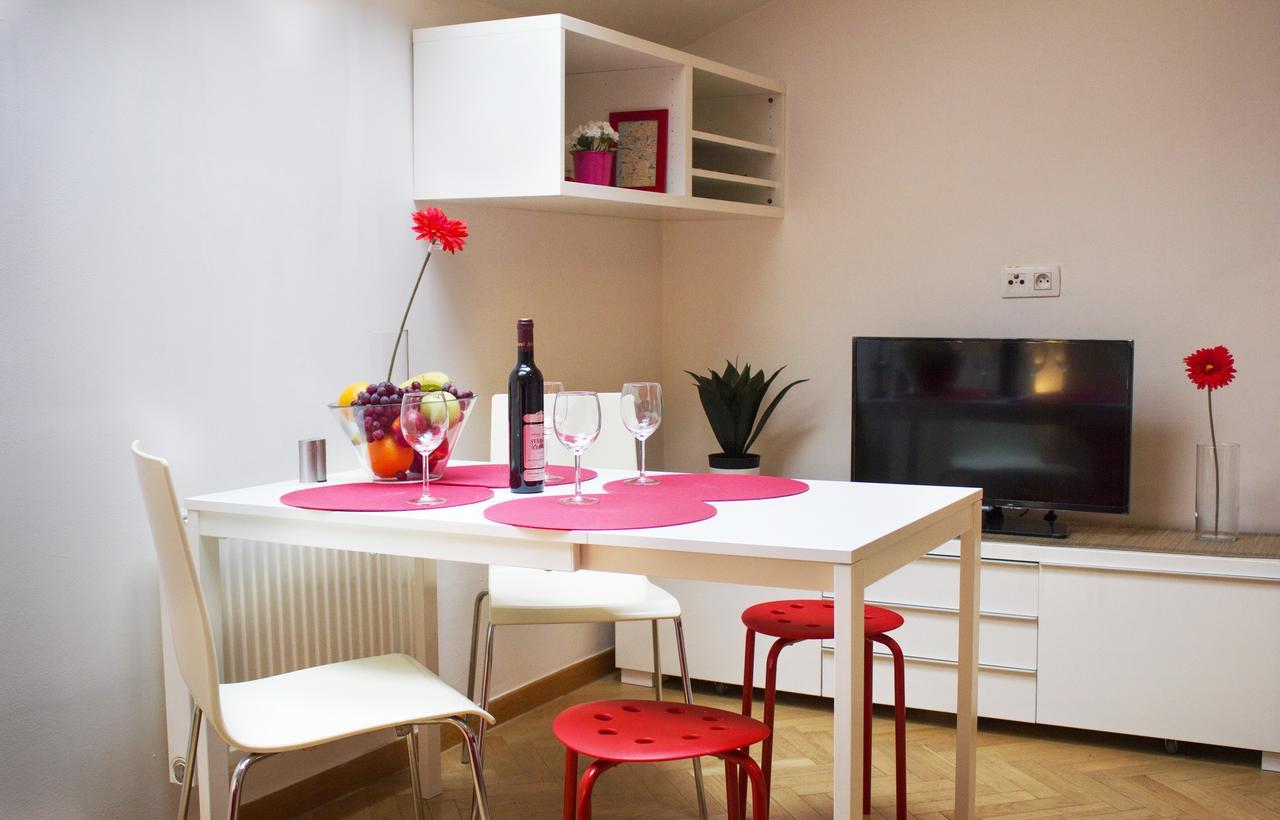 Apartment Прага Екстериор снимка