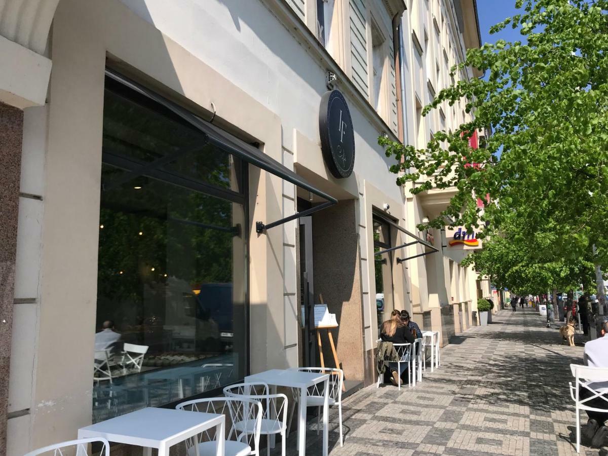 Apartment Прага Екстериор снимка