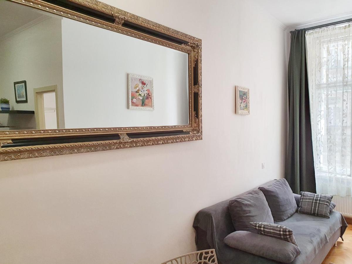 Apartment Прага Екстериор снимка