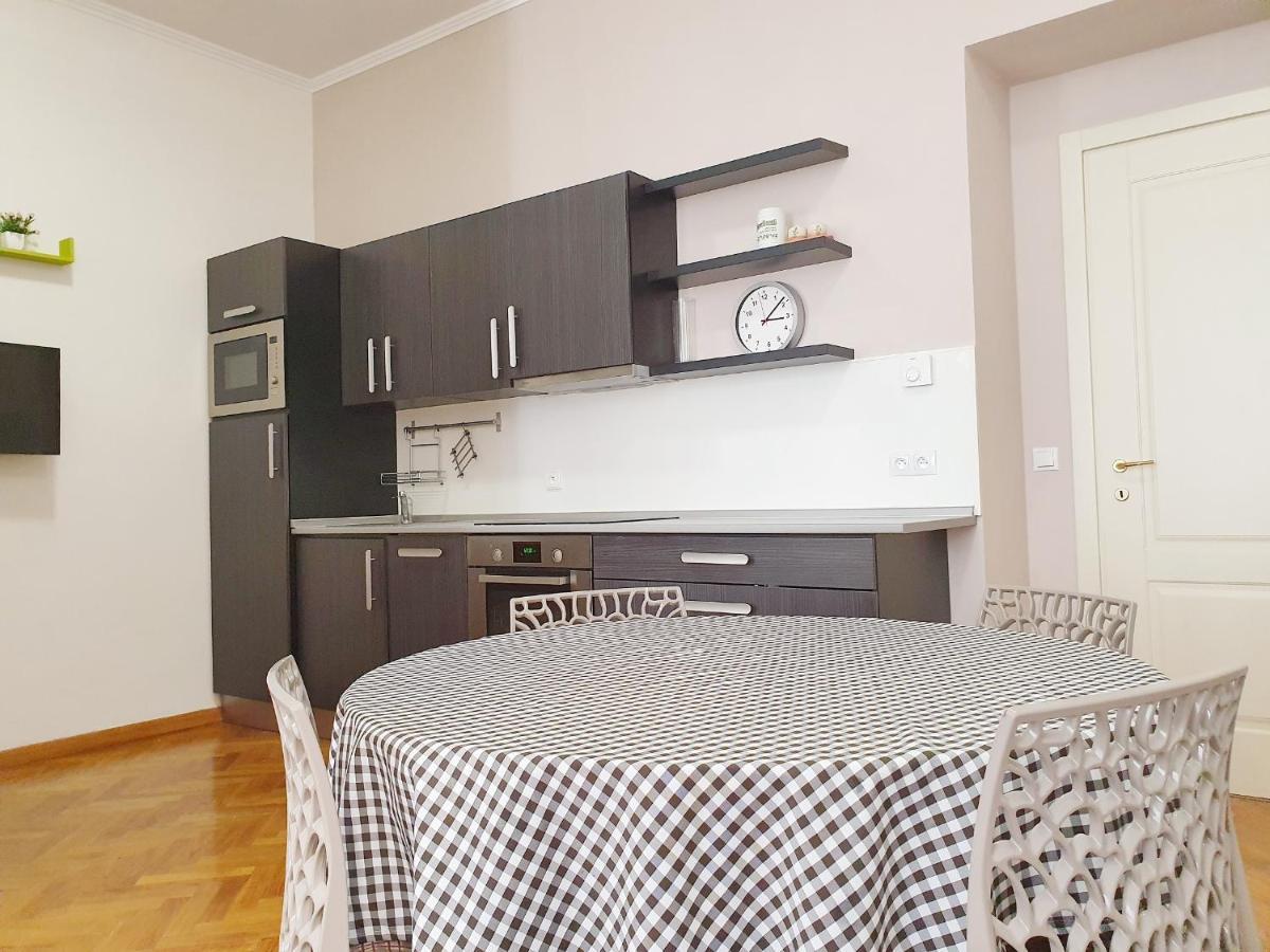 Apartment Прага Екстериор снимка