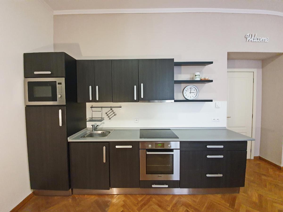 Apartment Прага Екстериор снимка